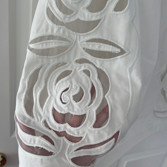 Gently worn Lilly Blossom dress - Picture 2 of 4